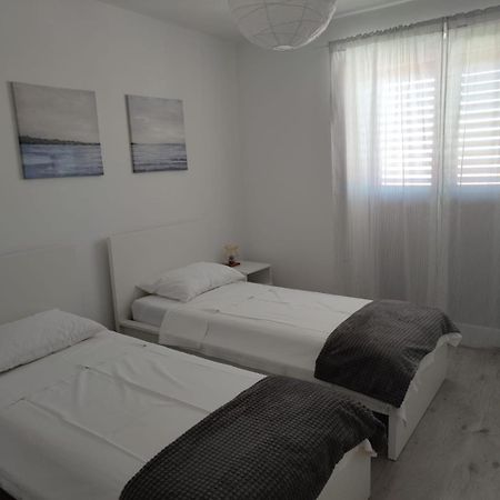 Apartma Stimec Izola Eksteriør billede